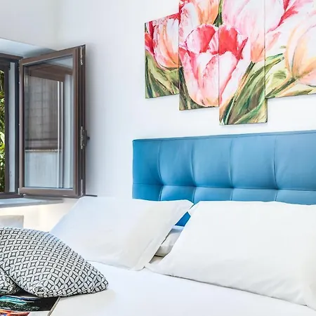 Loft In Apartment Sorrento